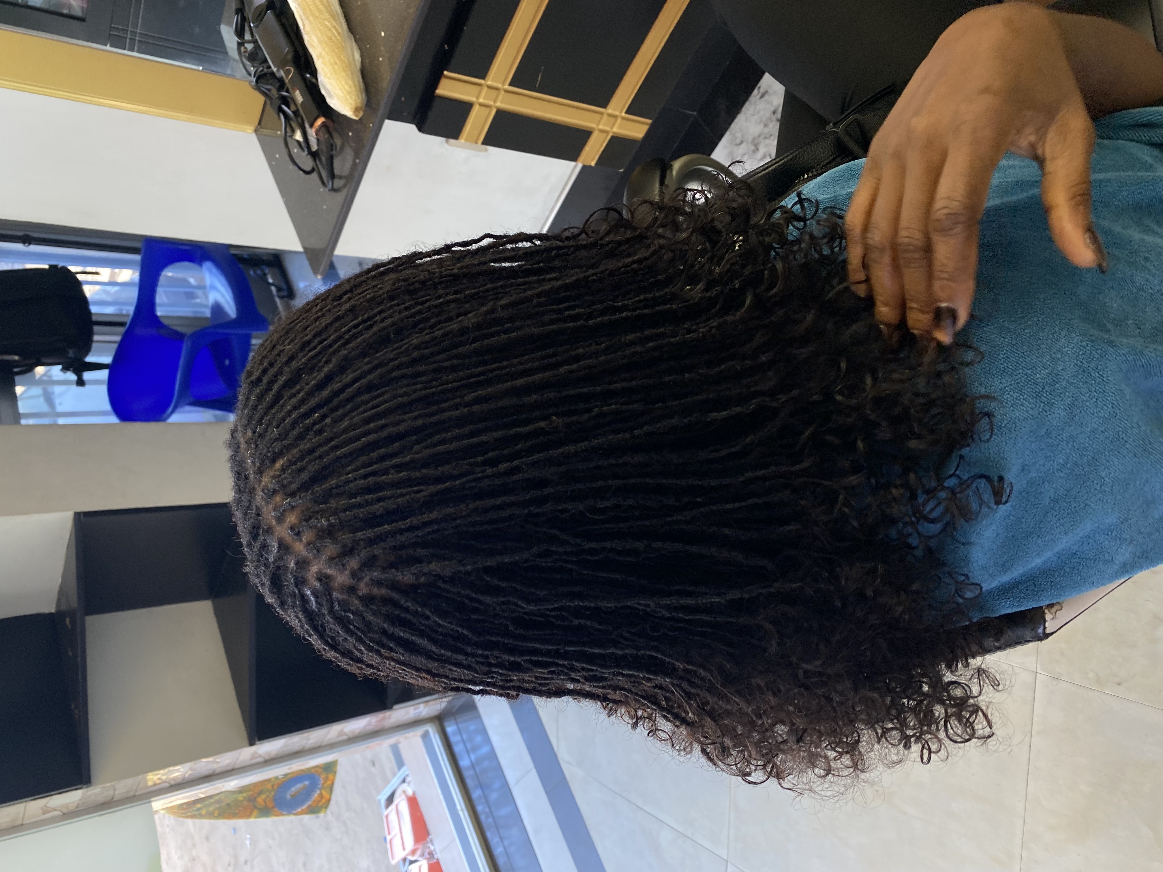 MICROLOCKS EXTENSIONS / SISTERLOCKS EXTENSIONS.