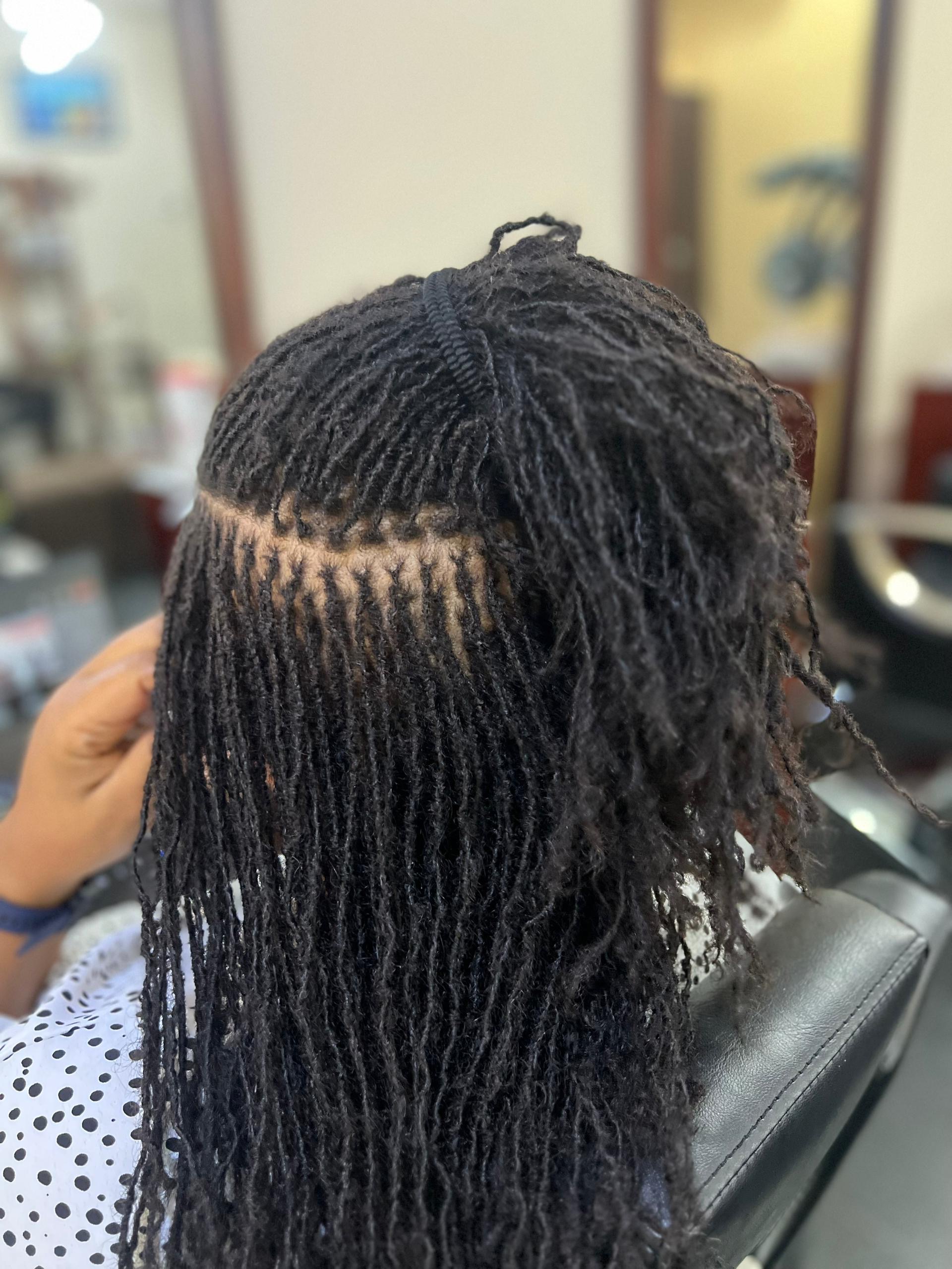 MICROLOCKS EXTENSIONS / SISTERLOCKS EXTENSIONS.