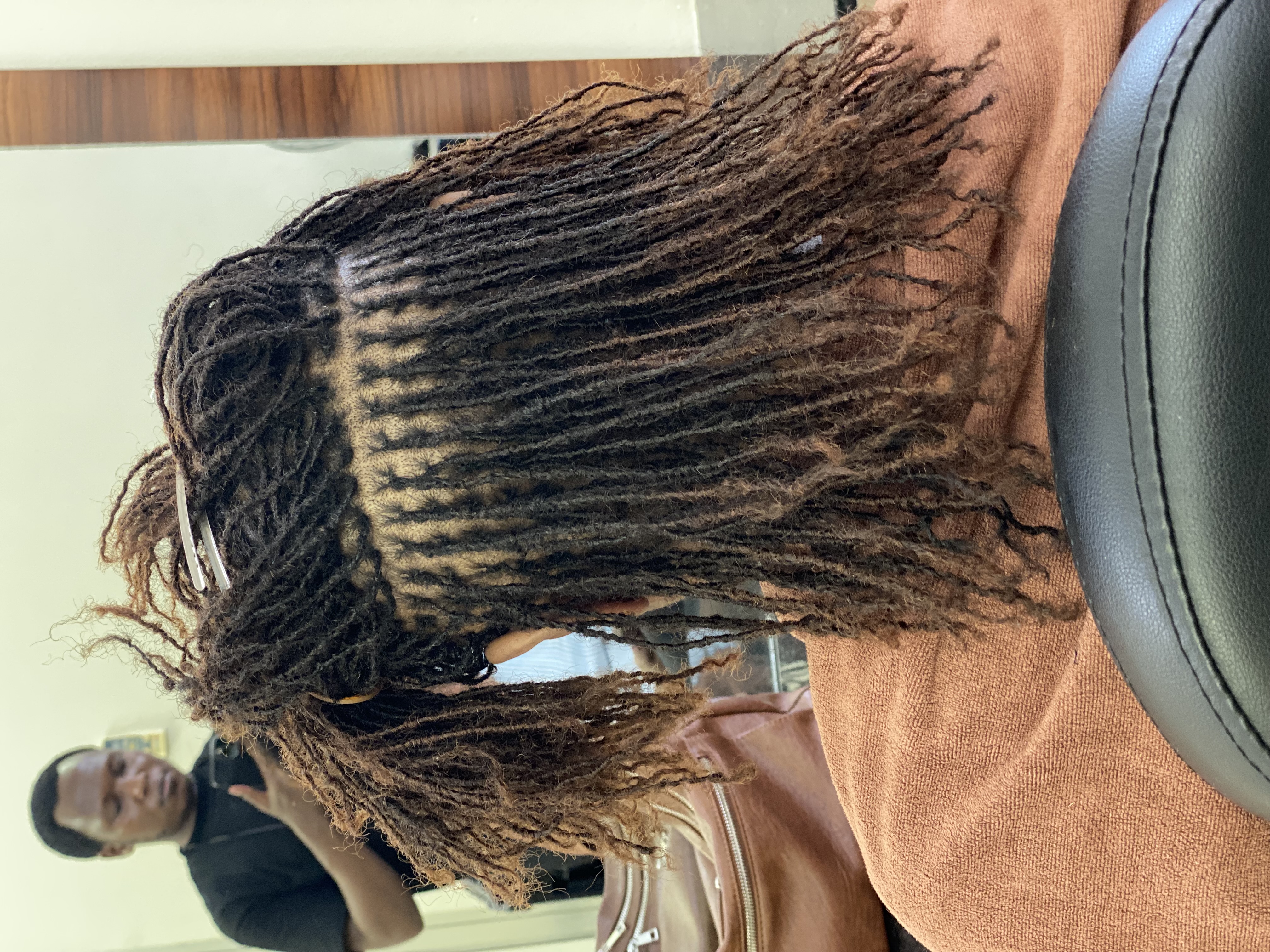 Microlocks Installation on Relaxed Hair: How Microlocks Extensions Make It Possible