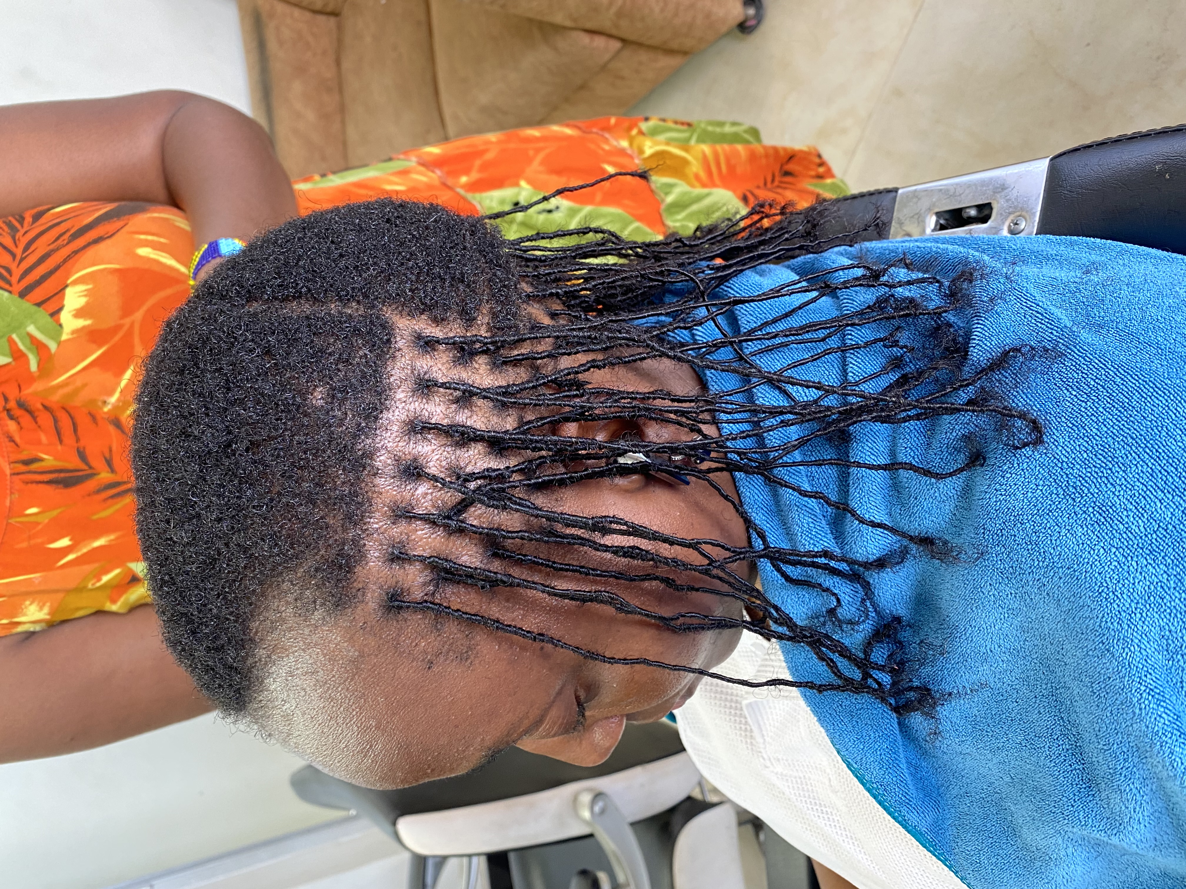 Microlocks Extensions on Natural Hair: The Real Deal for Long-Lasting Hairstyles