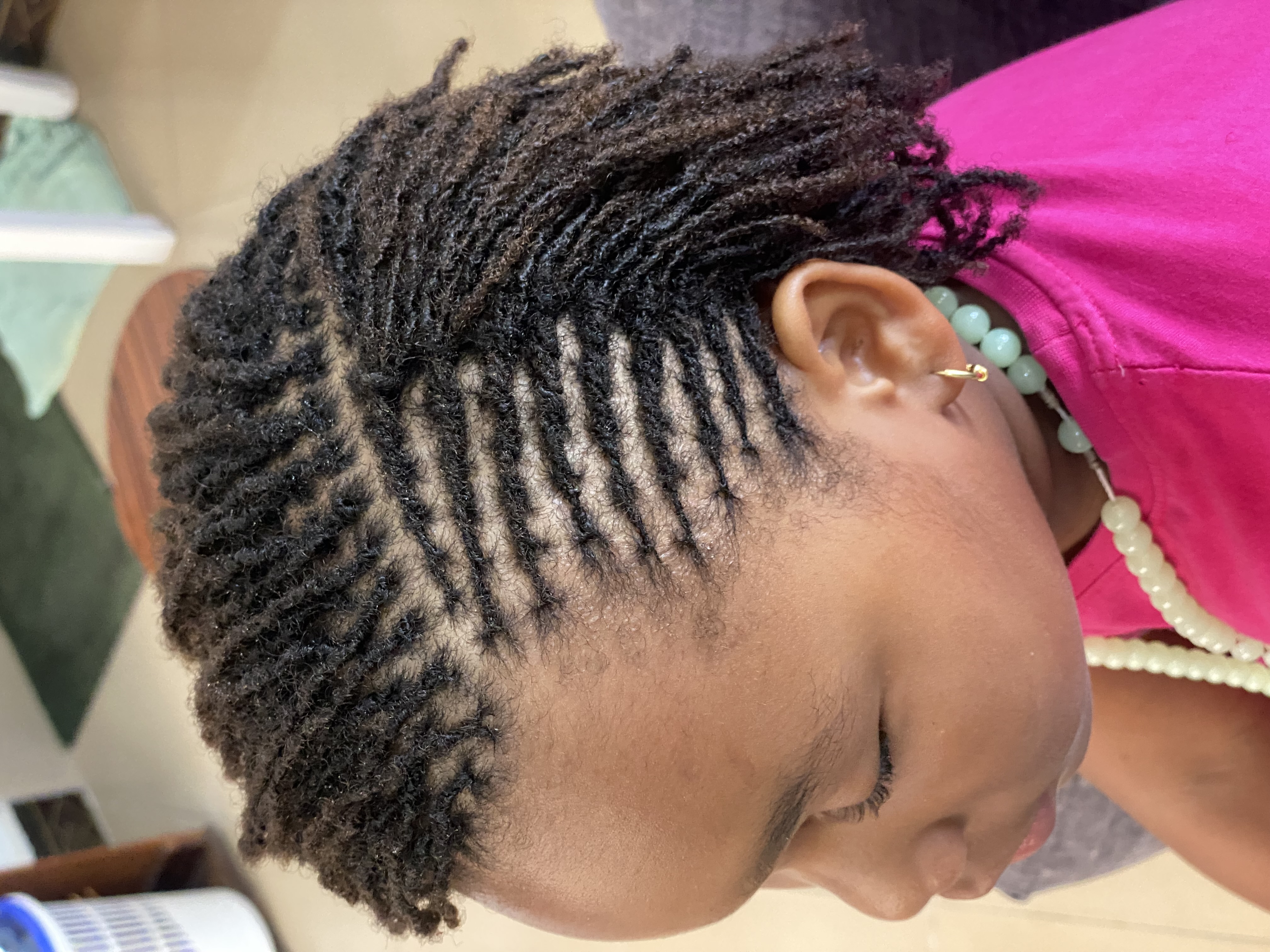 Microlocks Styling: Discover the Versatility of Your Locks