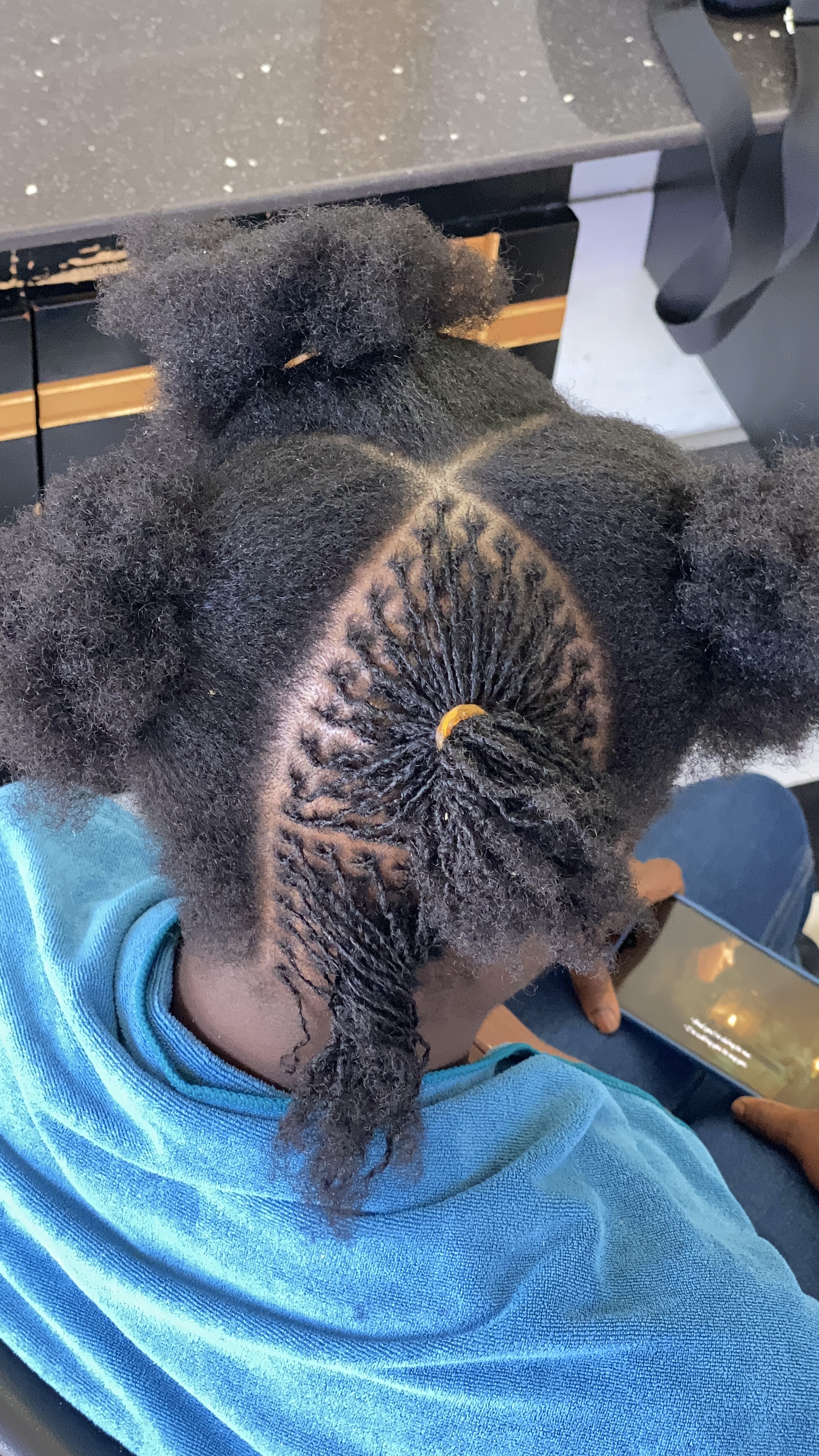 Microlocks Size Matters: How the Size of Your Microlocks Can Affect Your Hair, Look & Journey
