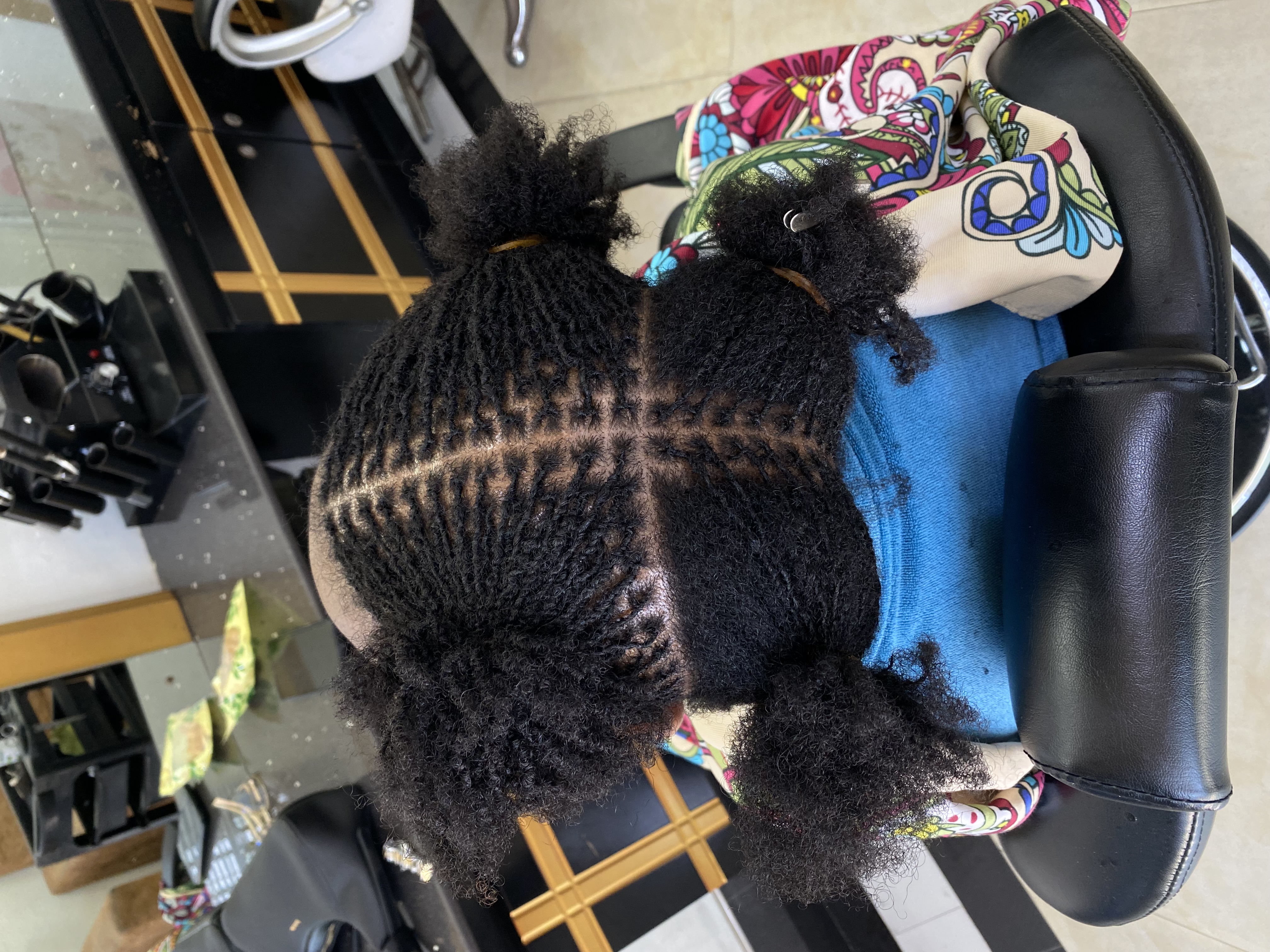 Microlocks Size Matters: How the Size of Your Microlocks Can Affect Your Hair, Look & Journey