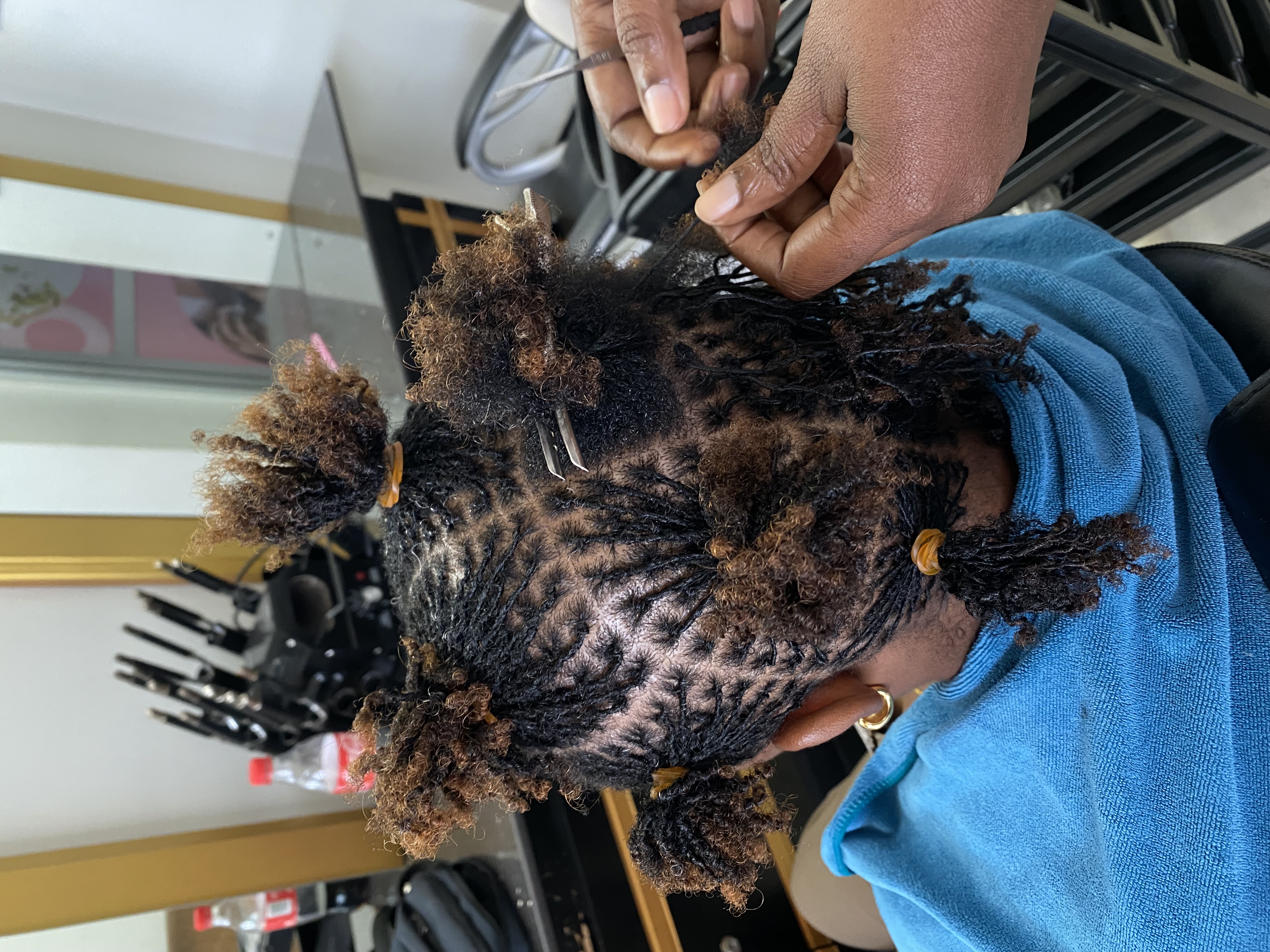 Microlocks Size Matters: How the Size of Your Microlocks Can Affect Your Hair, Look & Journey